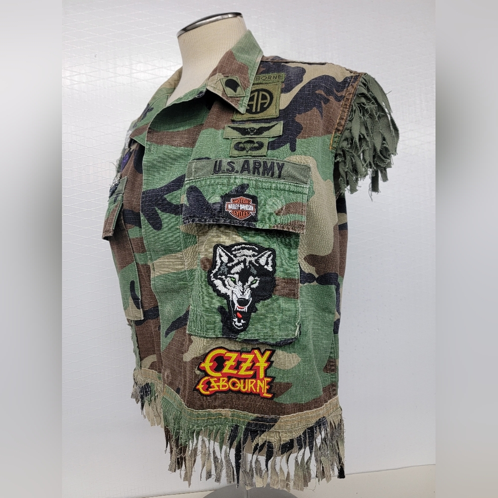 US Army Fringe Ozzy Vest Rock Patches Harley Davidson Upcycled - Picture 6 of 15